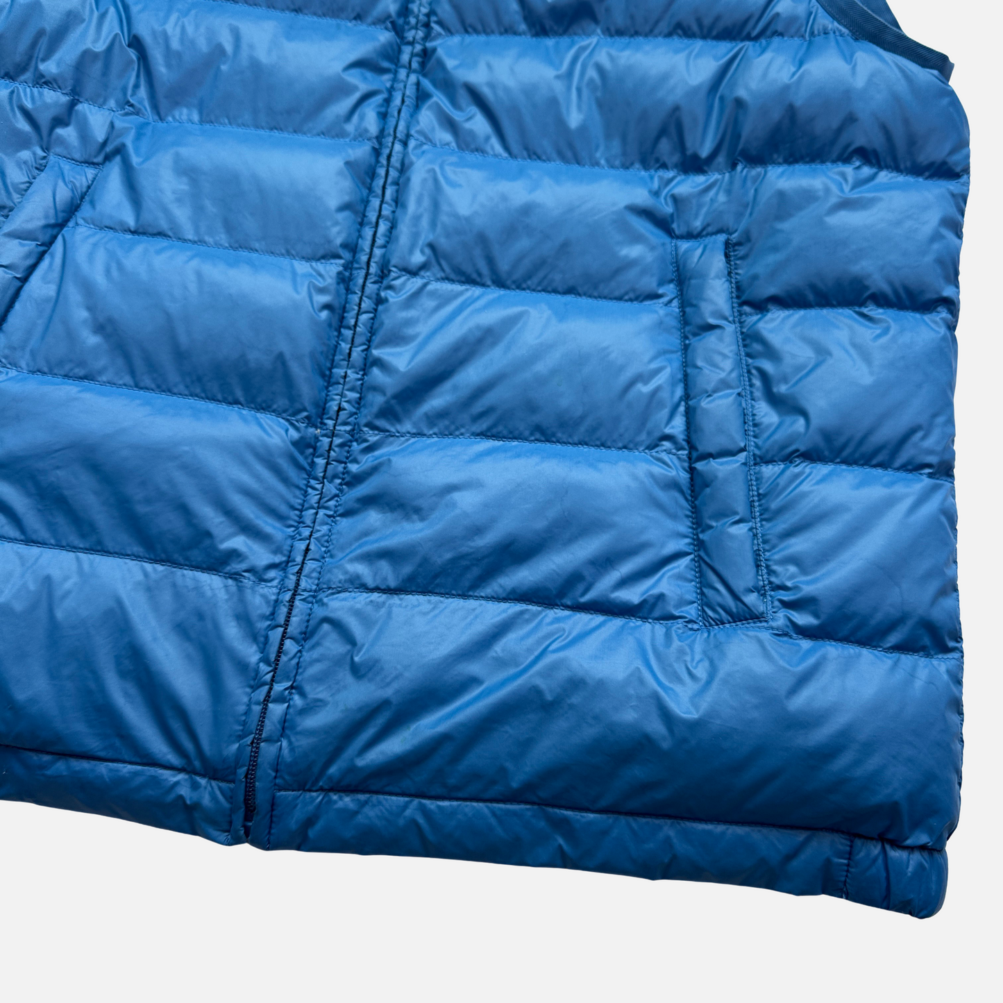 Prada Vest (Str. L)