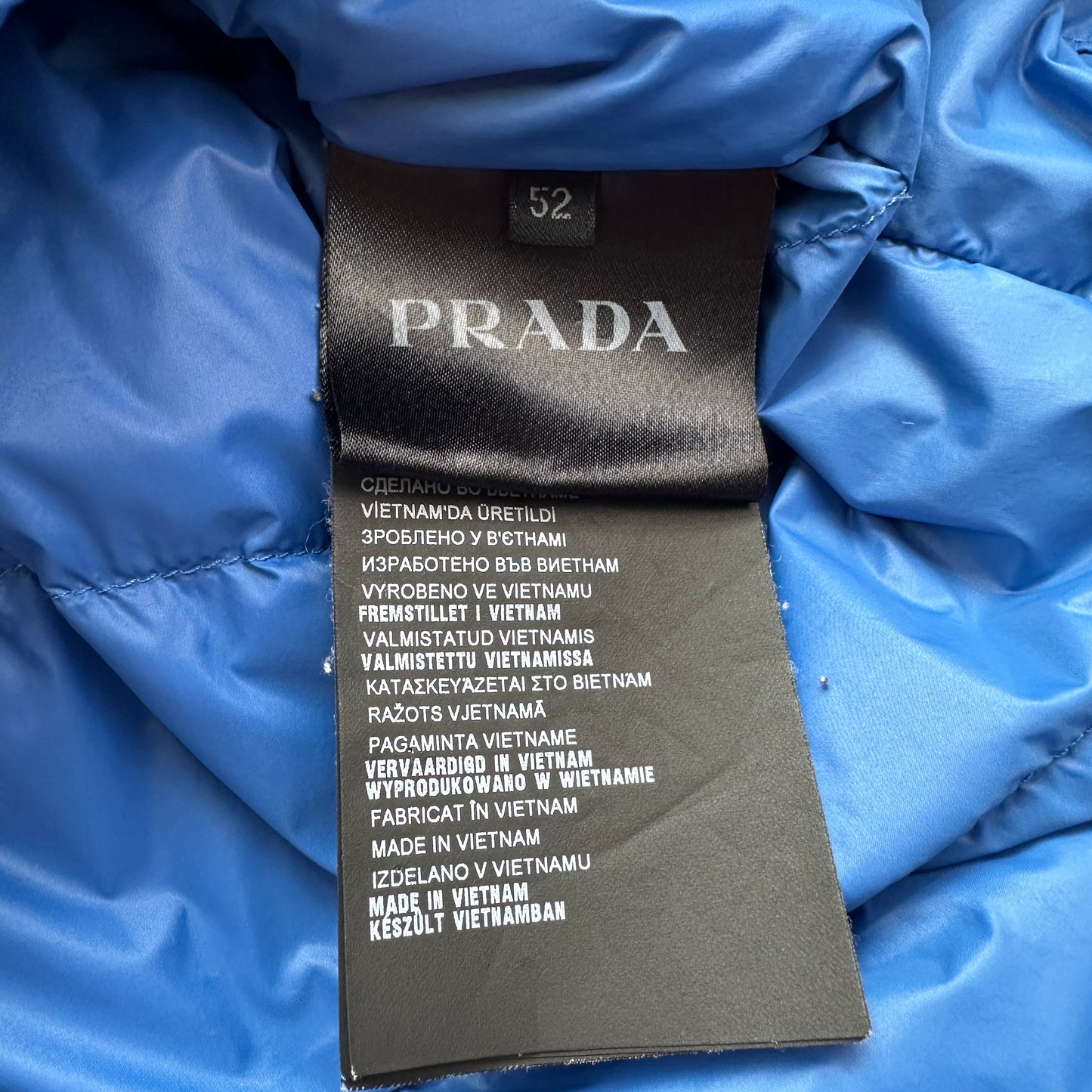 Prada Vest (Str. L)