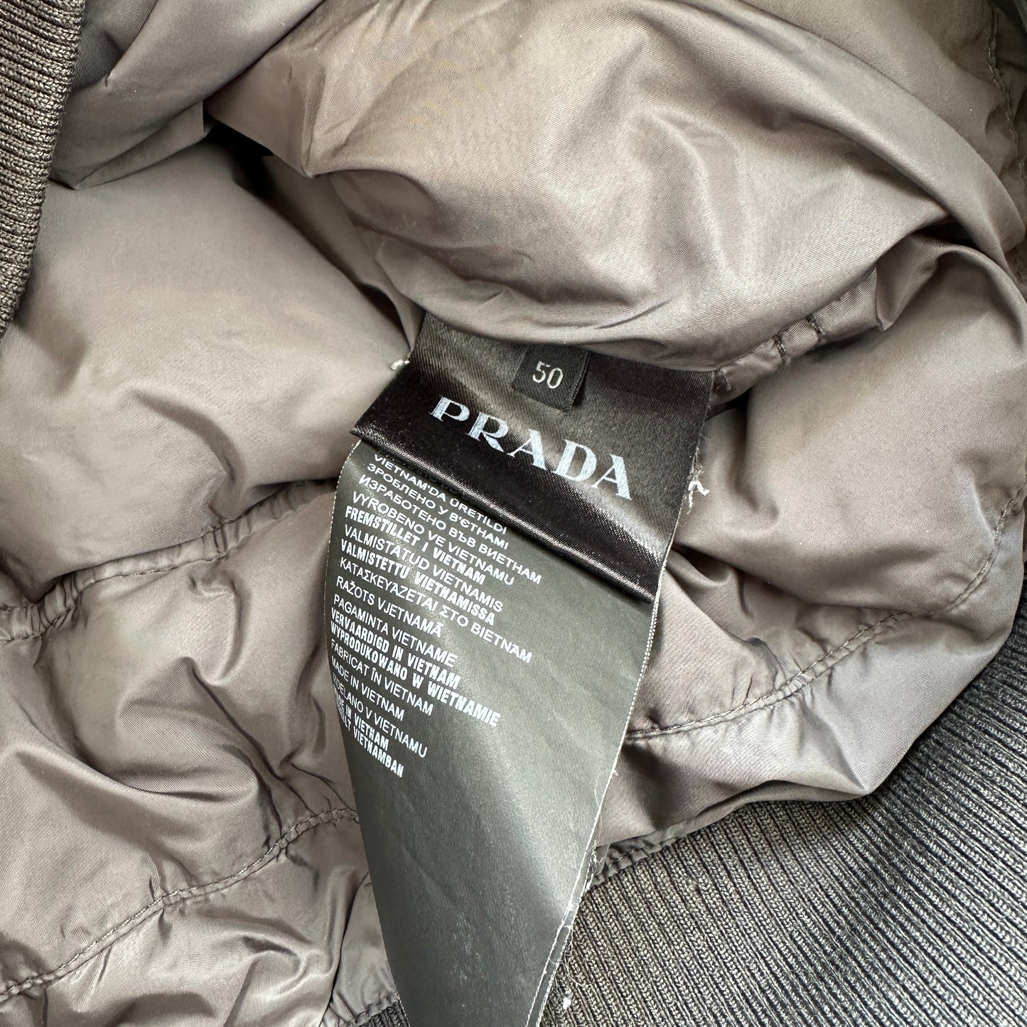 Prada Puffer Jakke (Str. M)