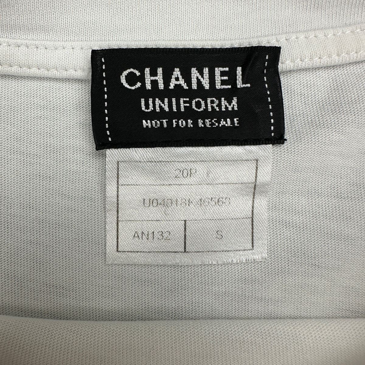Chanel Uniform T-shirt (Str. XS)
