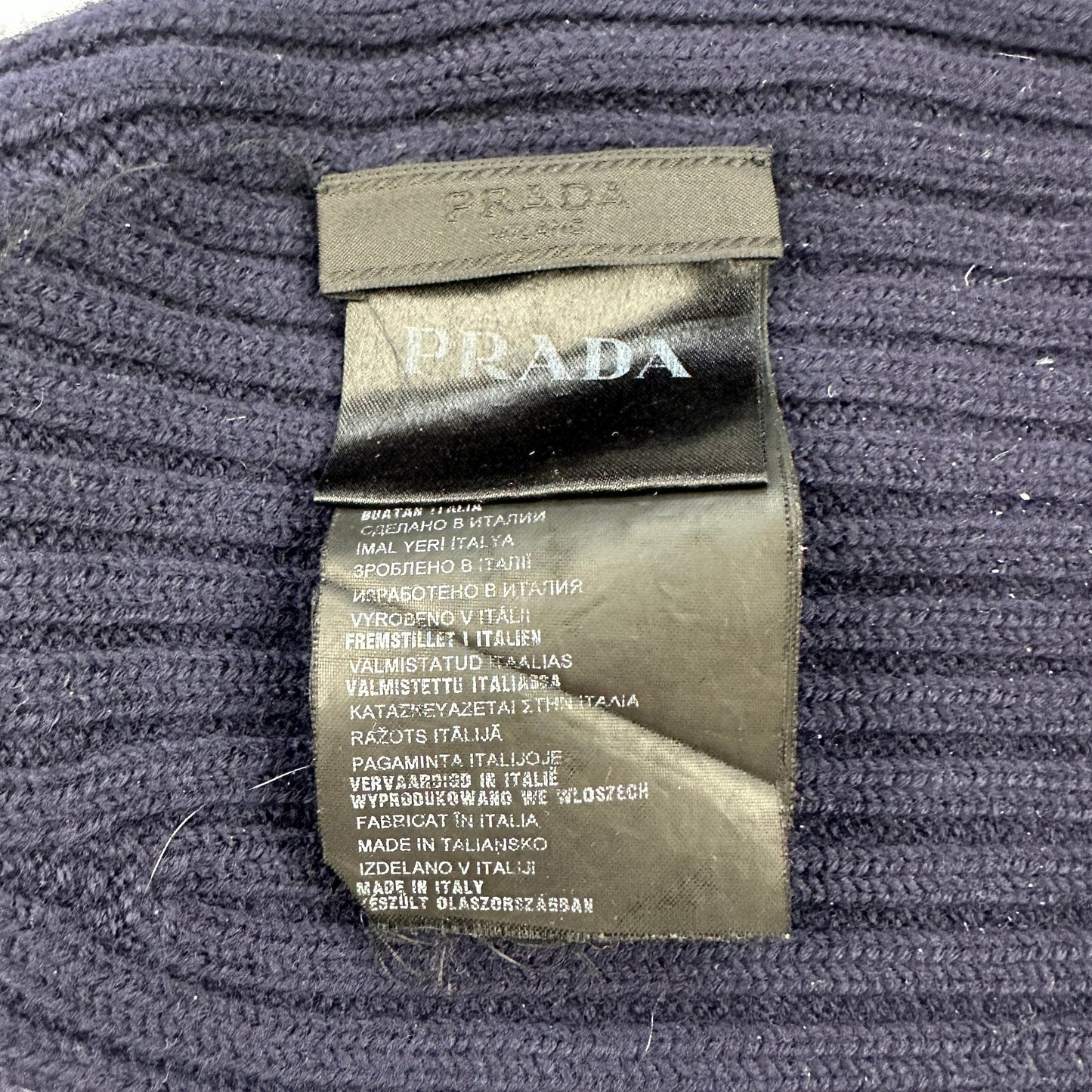 Prada Navy Hue (Str. OS)