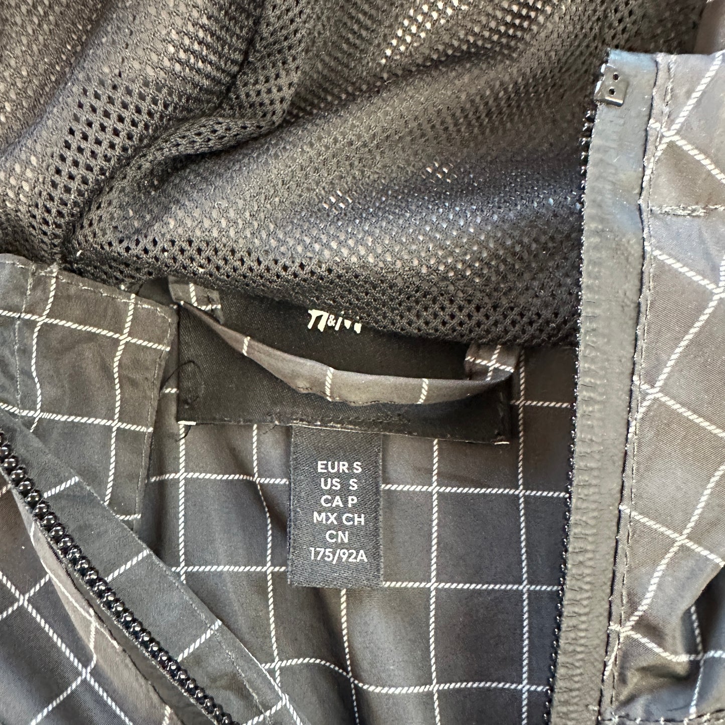 Checkered Windbreaker (Str. S)