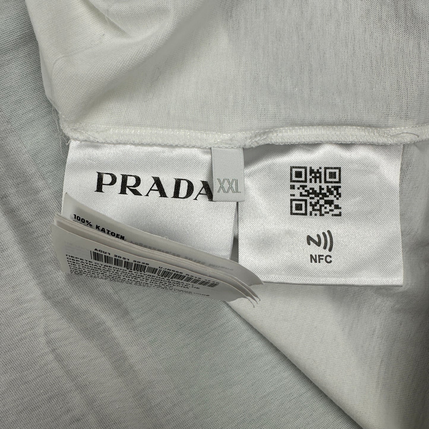 Prada Rubber Logo T-shirt (Str. XL)