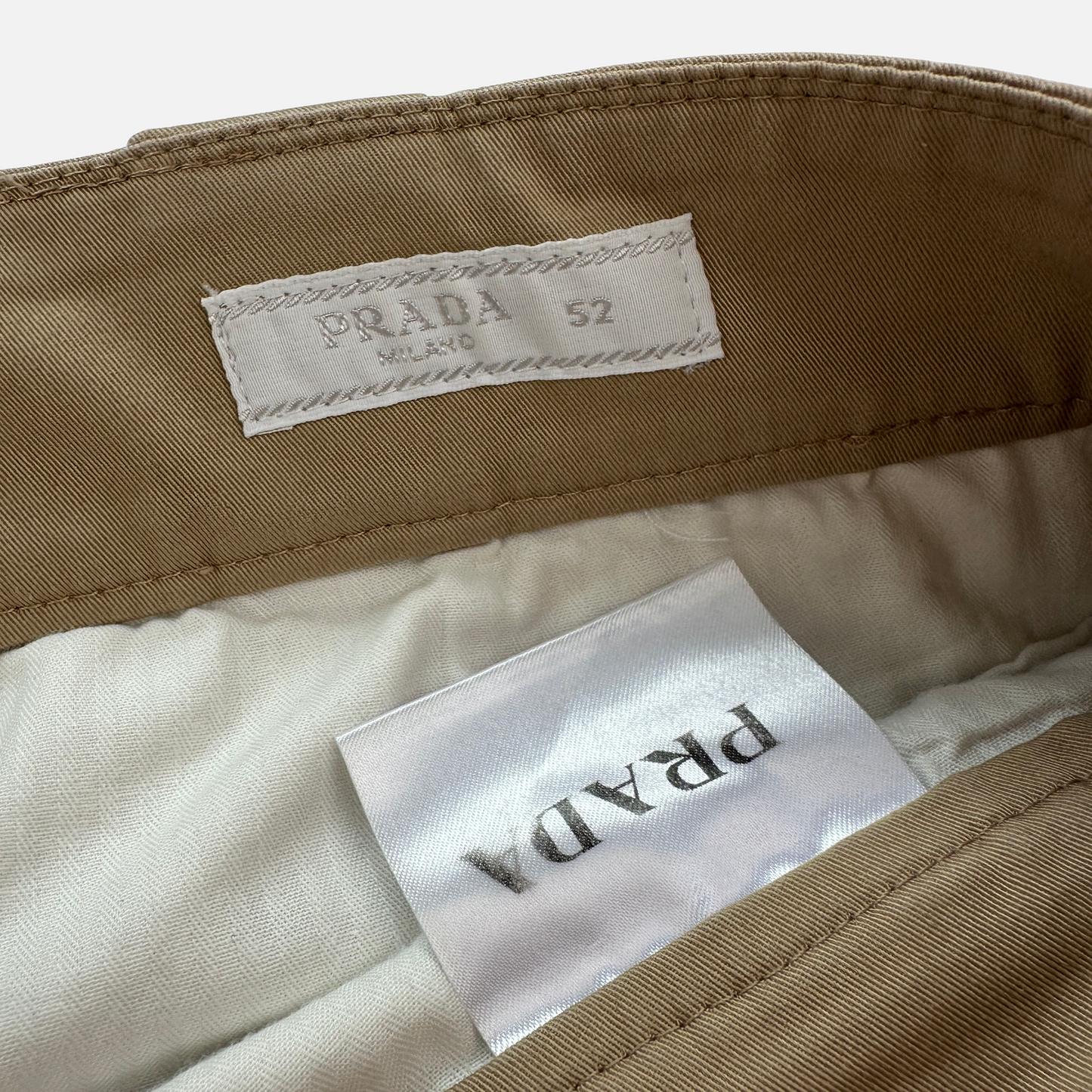 Prada Canvas Shorts (Str. 34W)