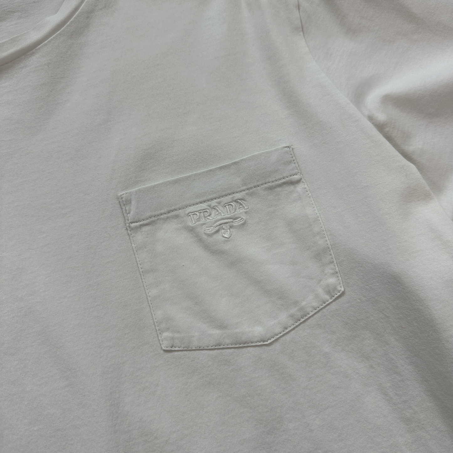 Prada Plain T-shirt (Str. S)