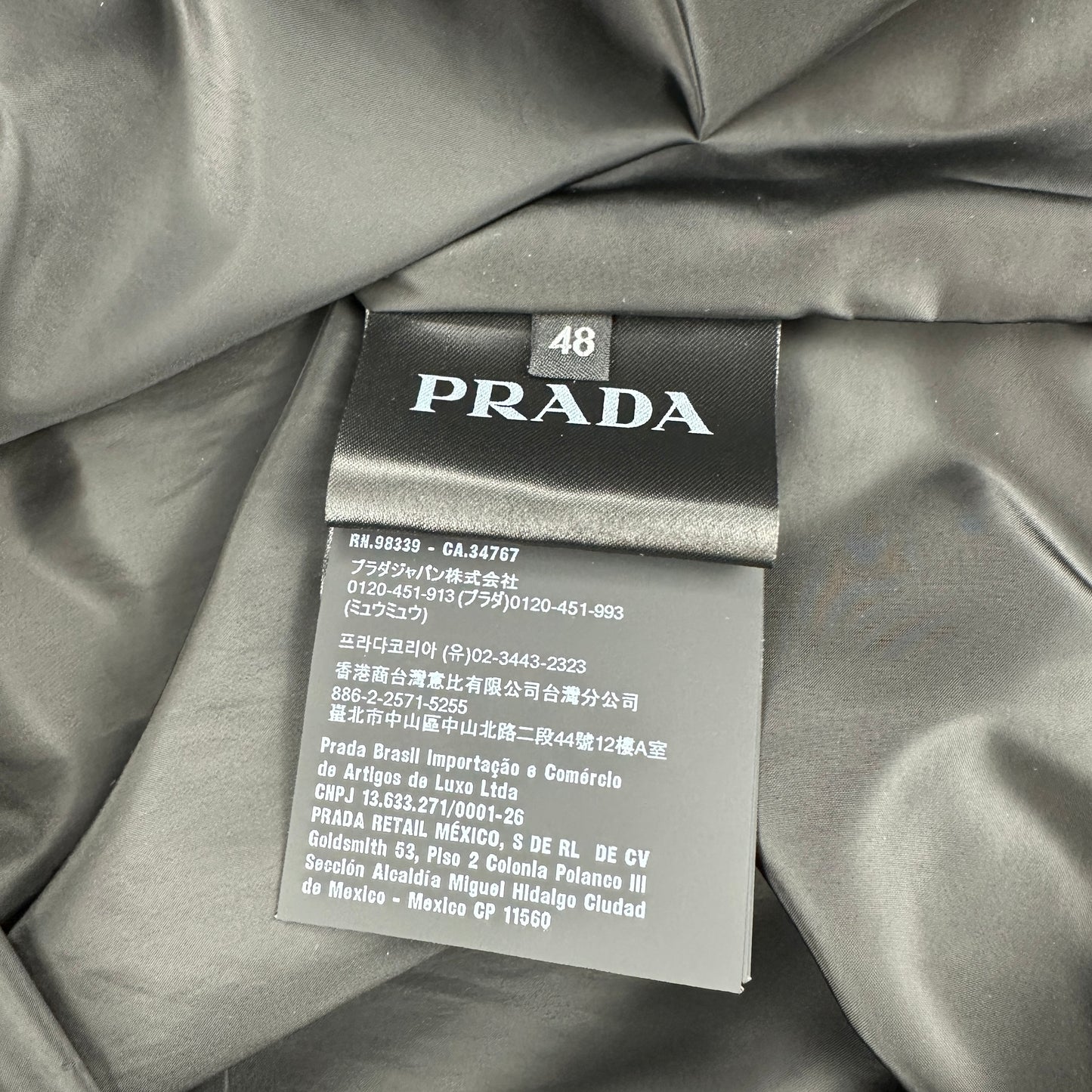 Prada Nylon Windbreaker (Str. M)