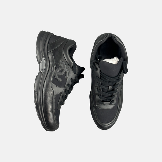 Chanel Uniform Sneakers (Str. 44)