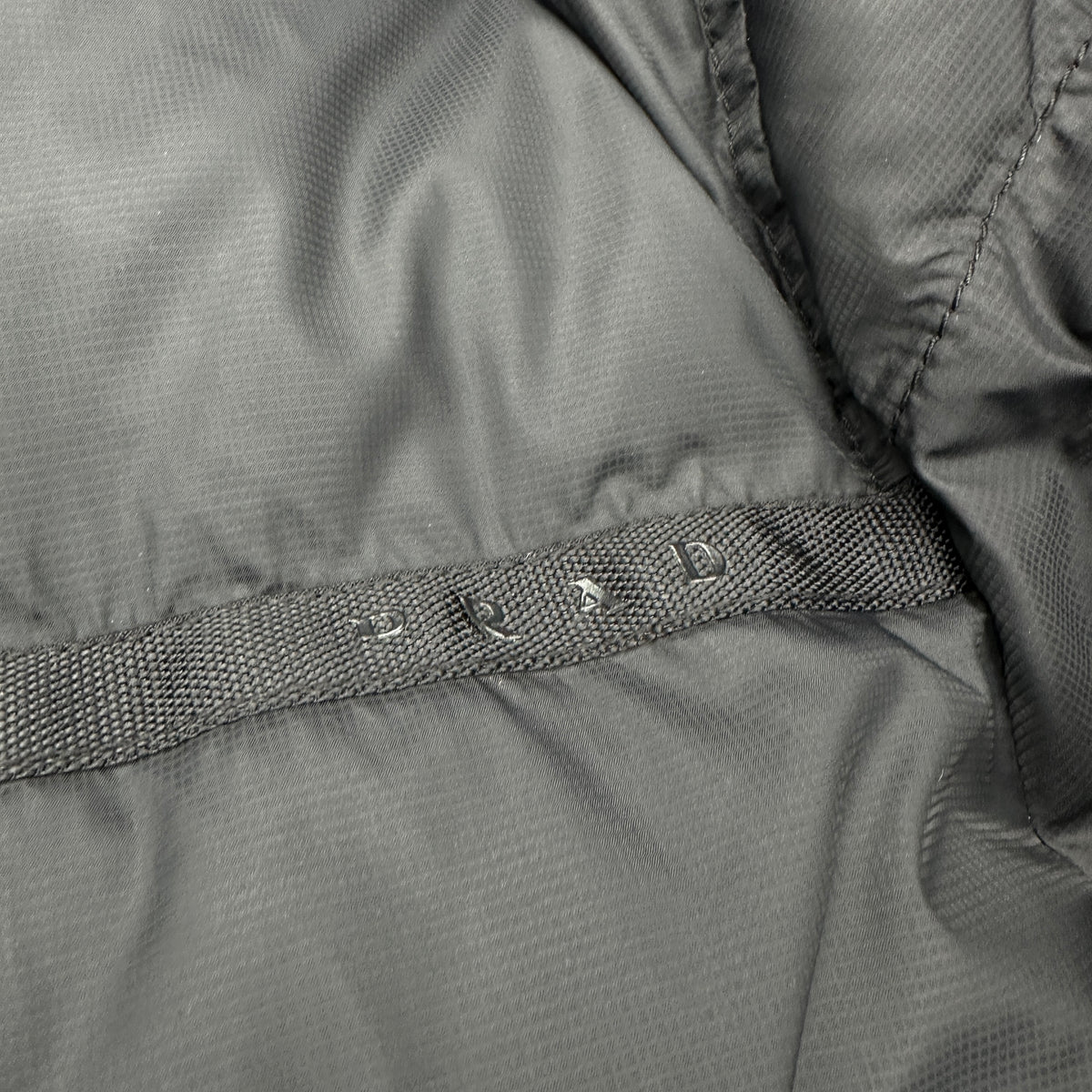 Prada Sport Puffer Jakke (Str. M)