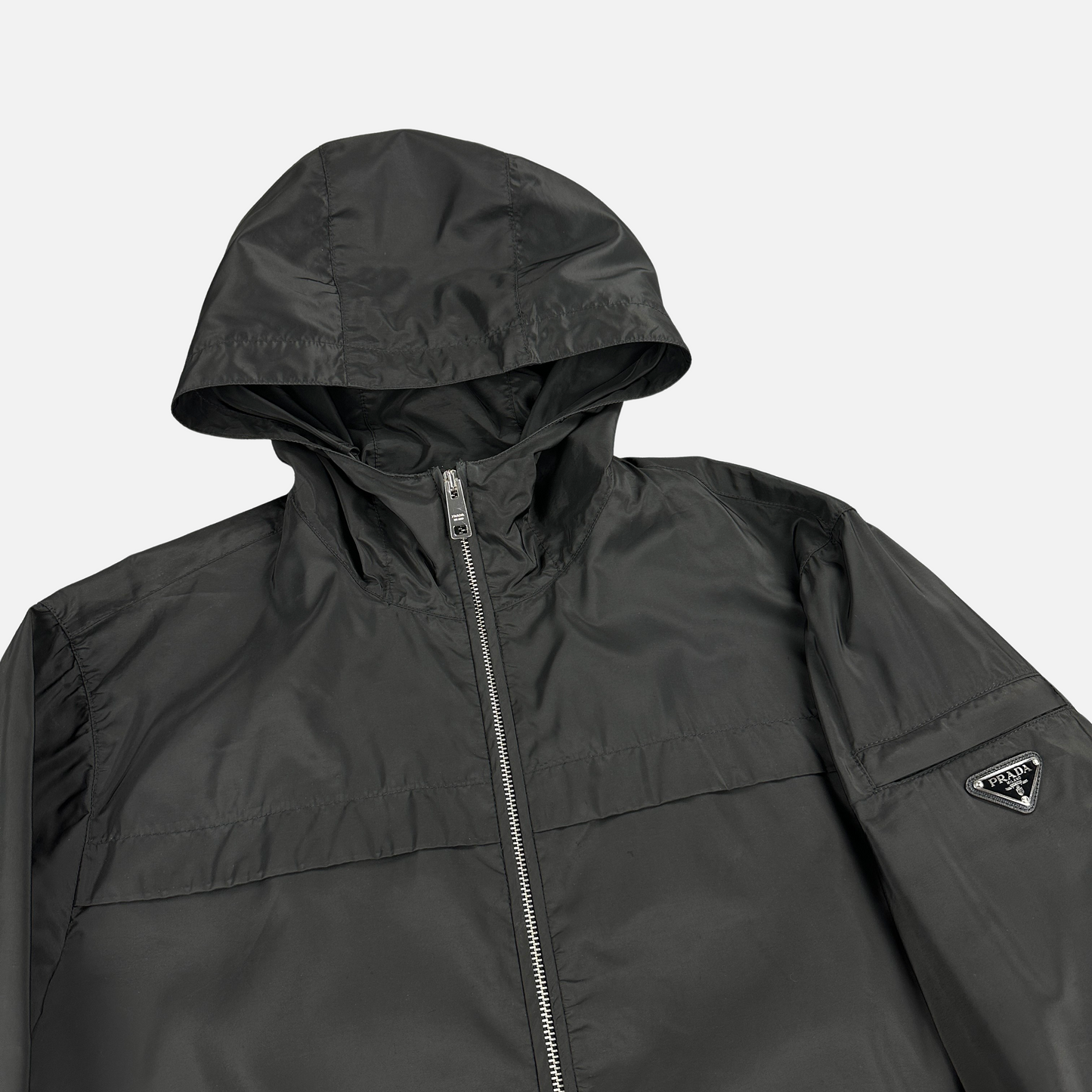 Prada Nylon Windbreaker (Str. M)