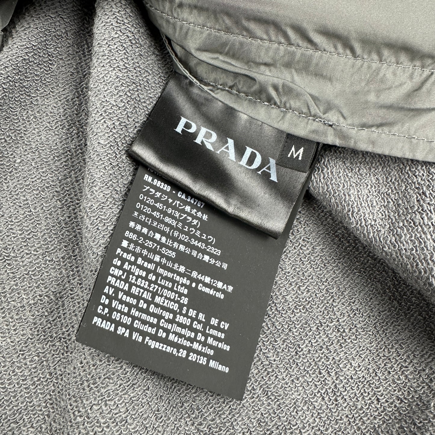 Prada Nylon Jakke (Str. M)