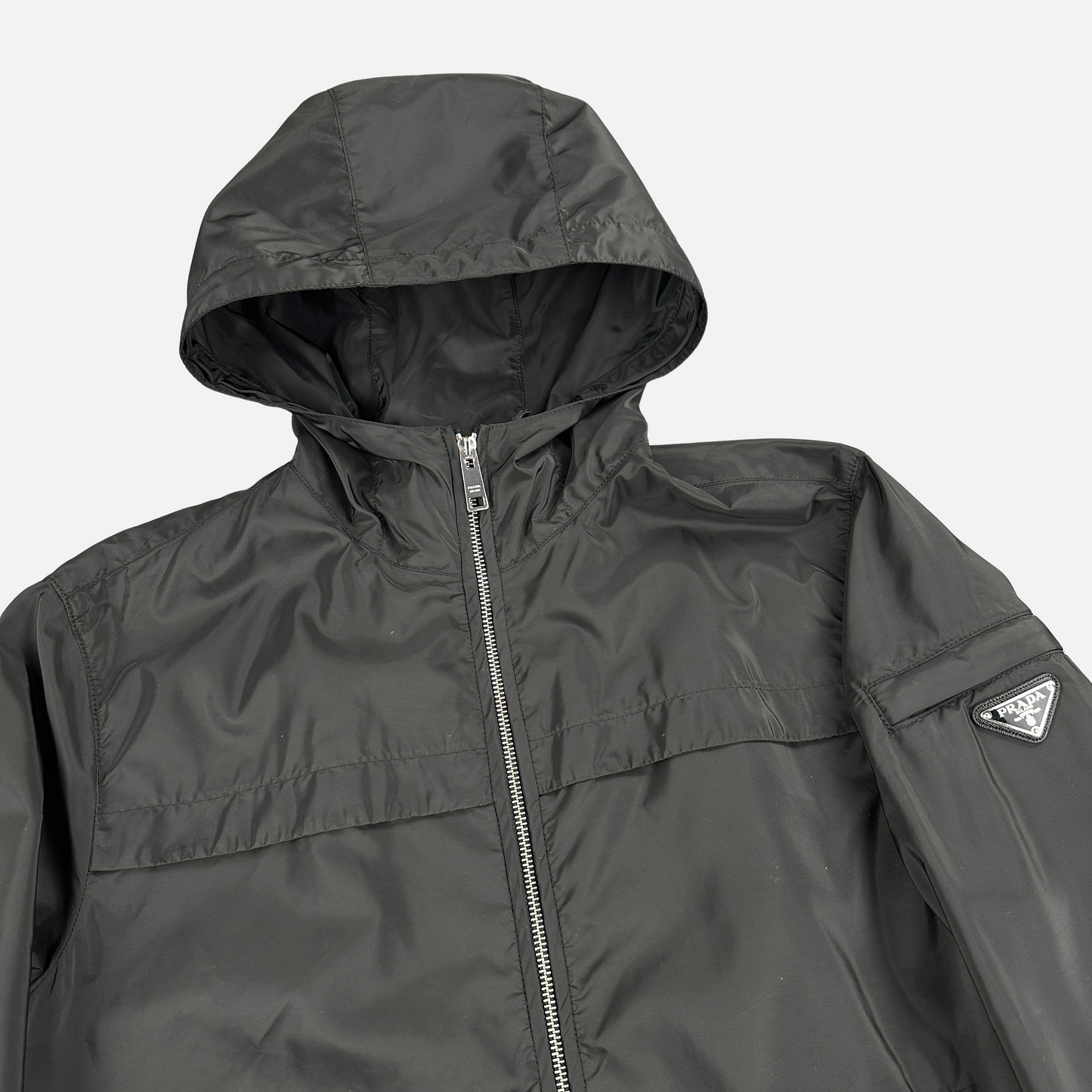 Prada Nylon Windbreaker (Str. M)