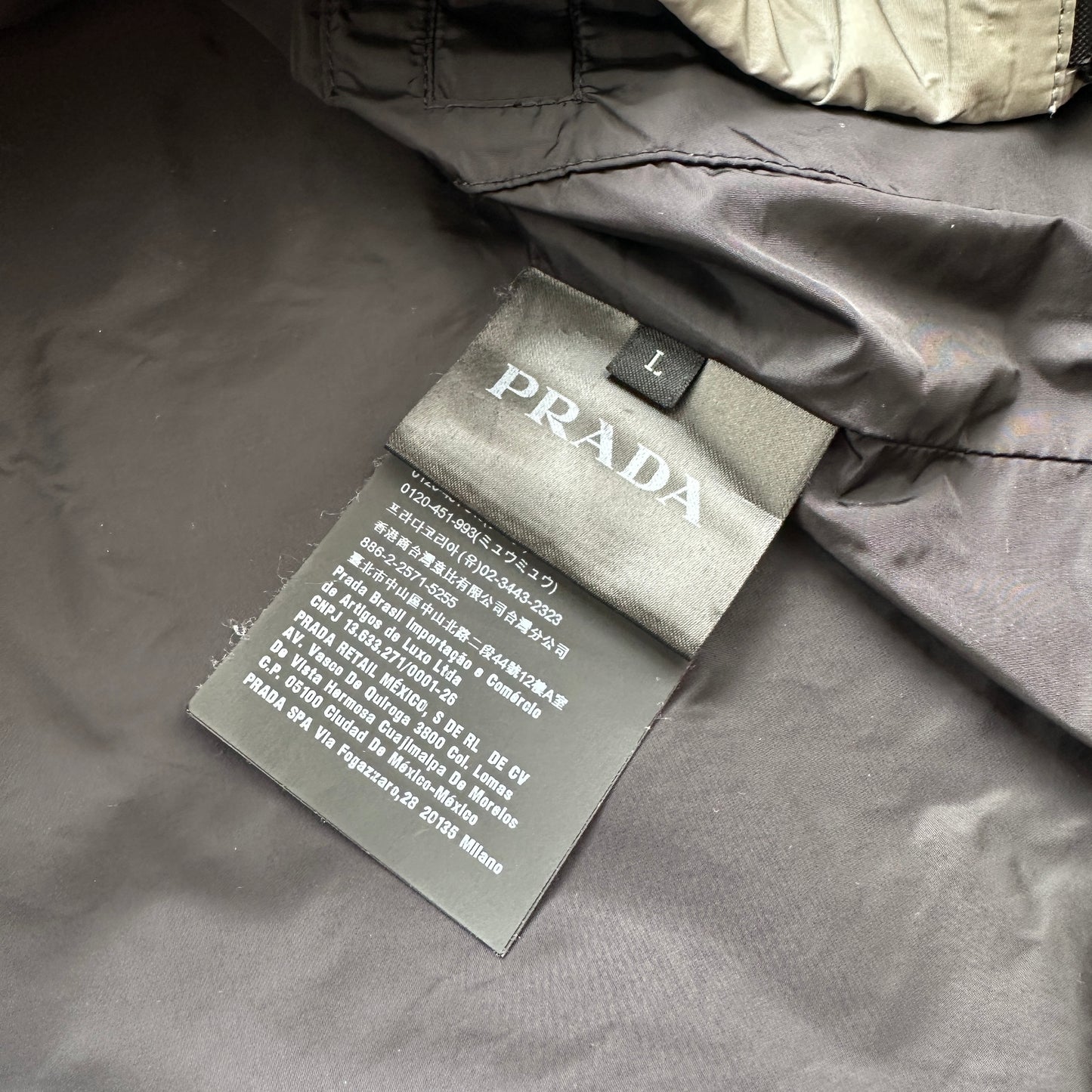 Prada Nylon Windbreaker (Str. M)