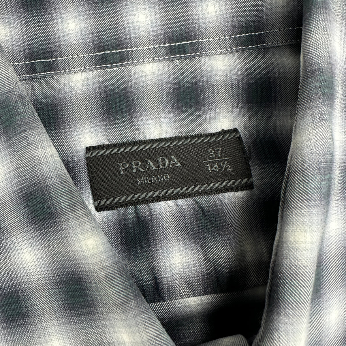 Prada Checkered Skjorte (Str. S)