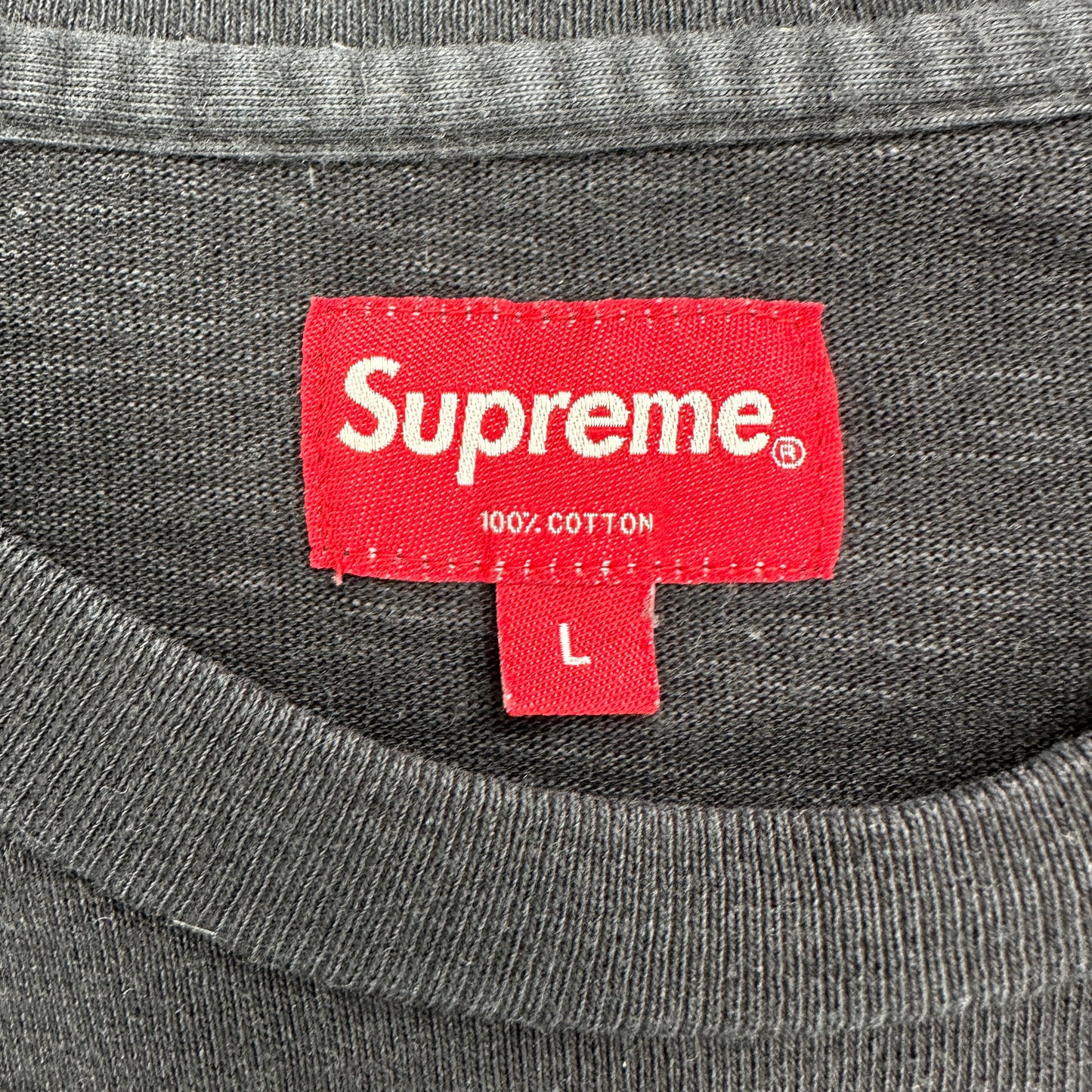 Supreme Stacked Logo L/S (Str. L)