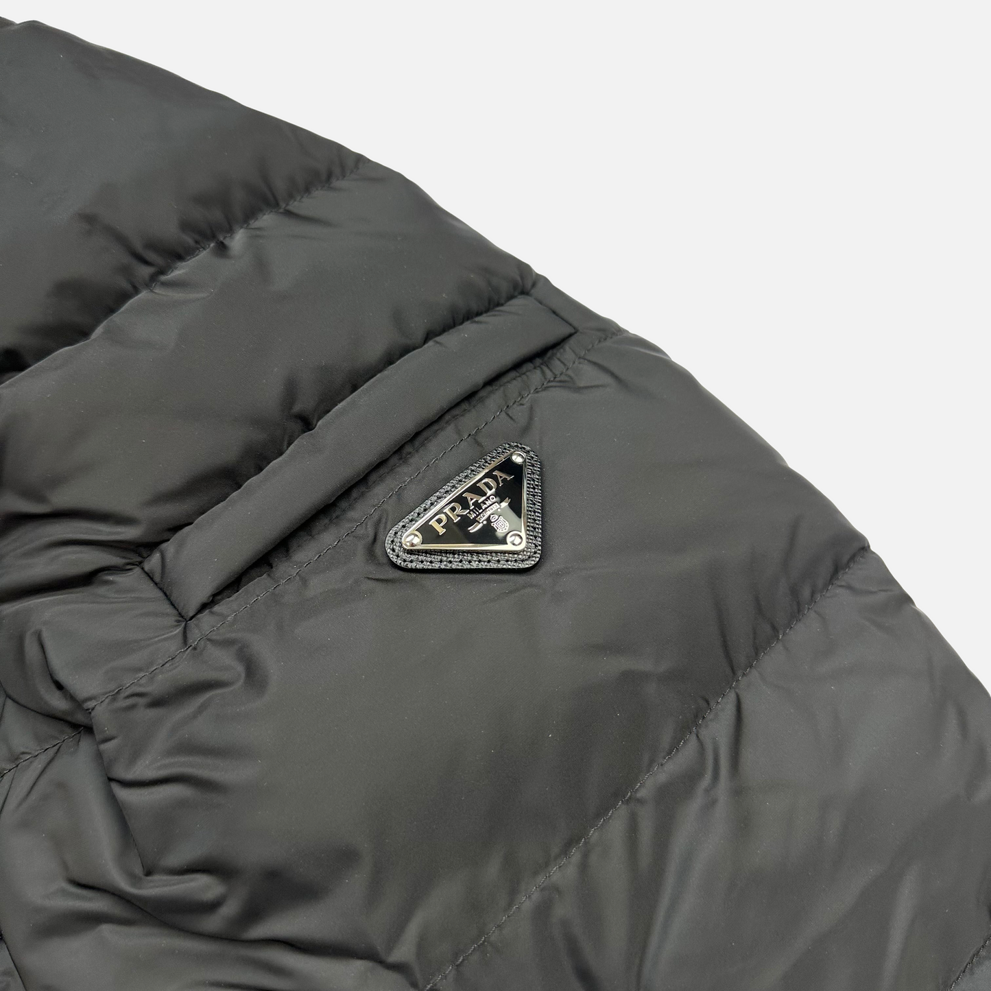 Prada Puffer Jakke (Str. XL)