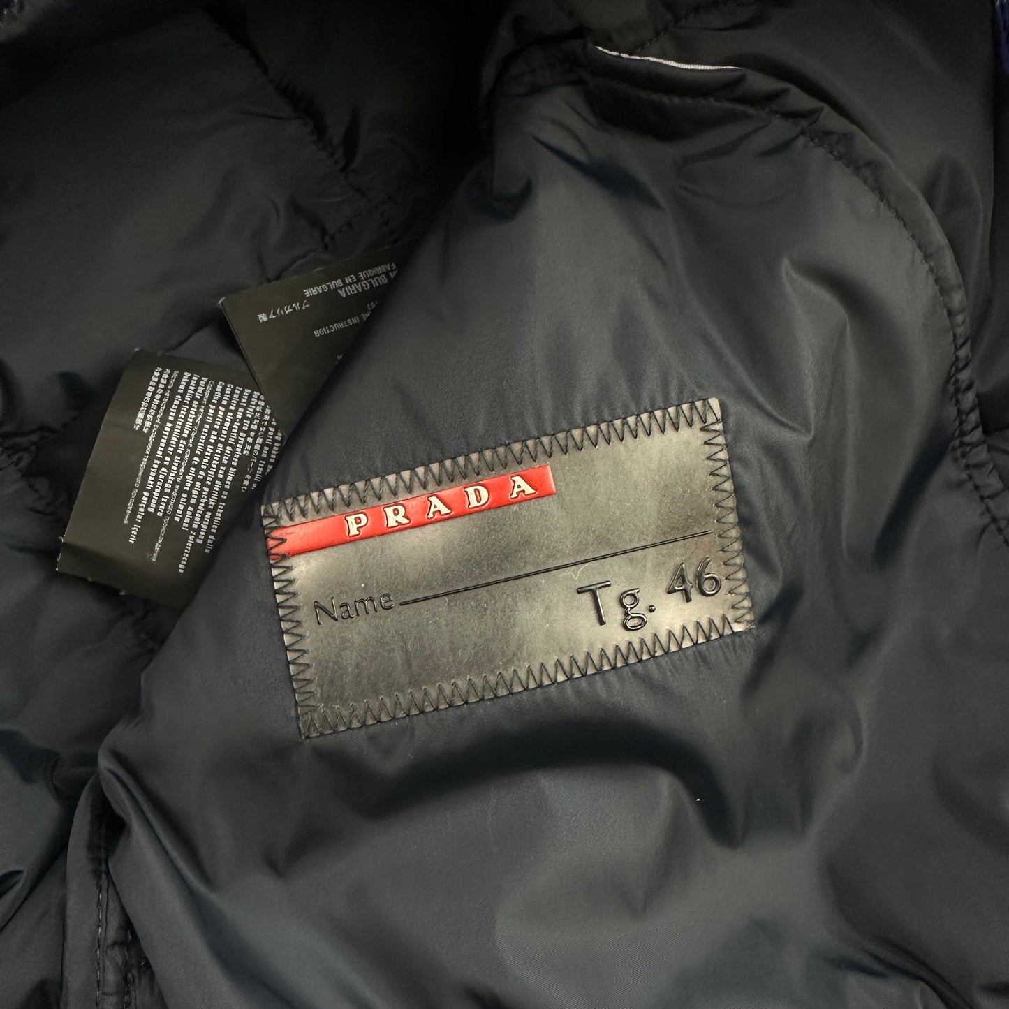 Prada Plaid Puffer Jakke (Str. M)