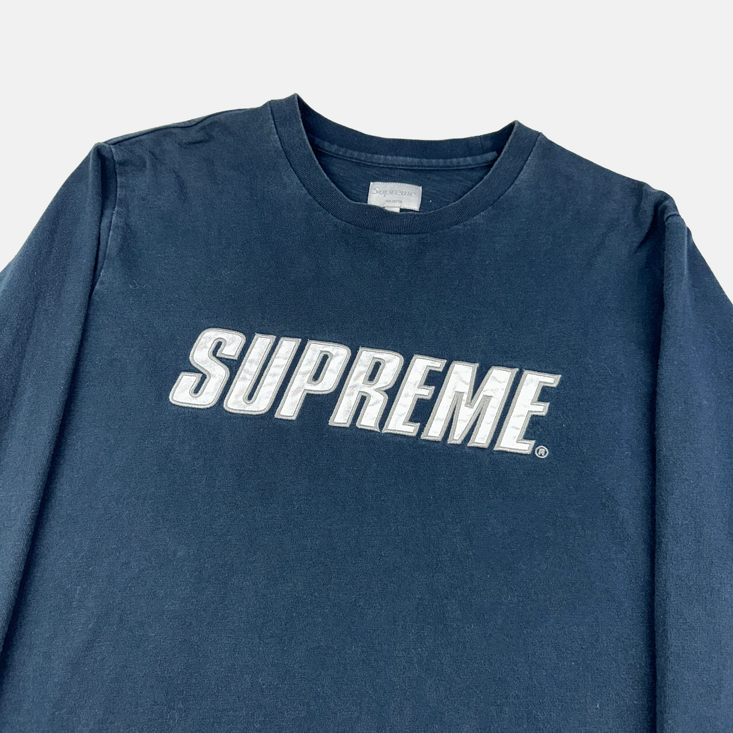 Supreme Reflective Logo L/S (Str. L)
