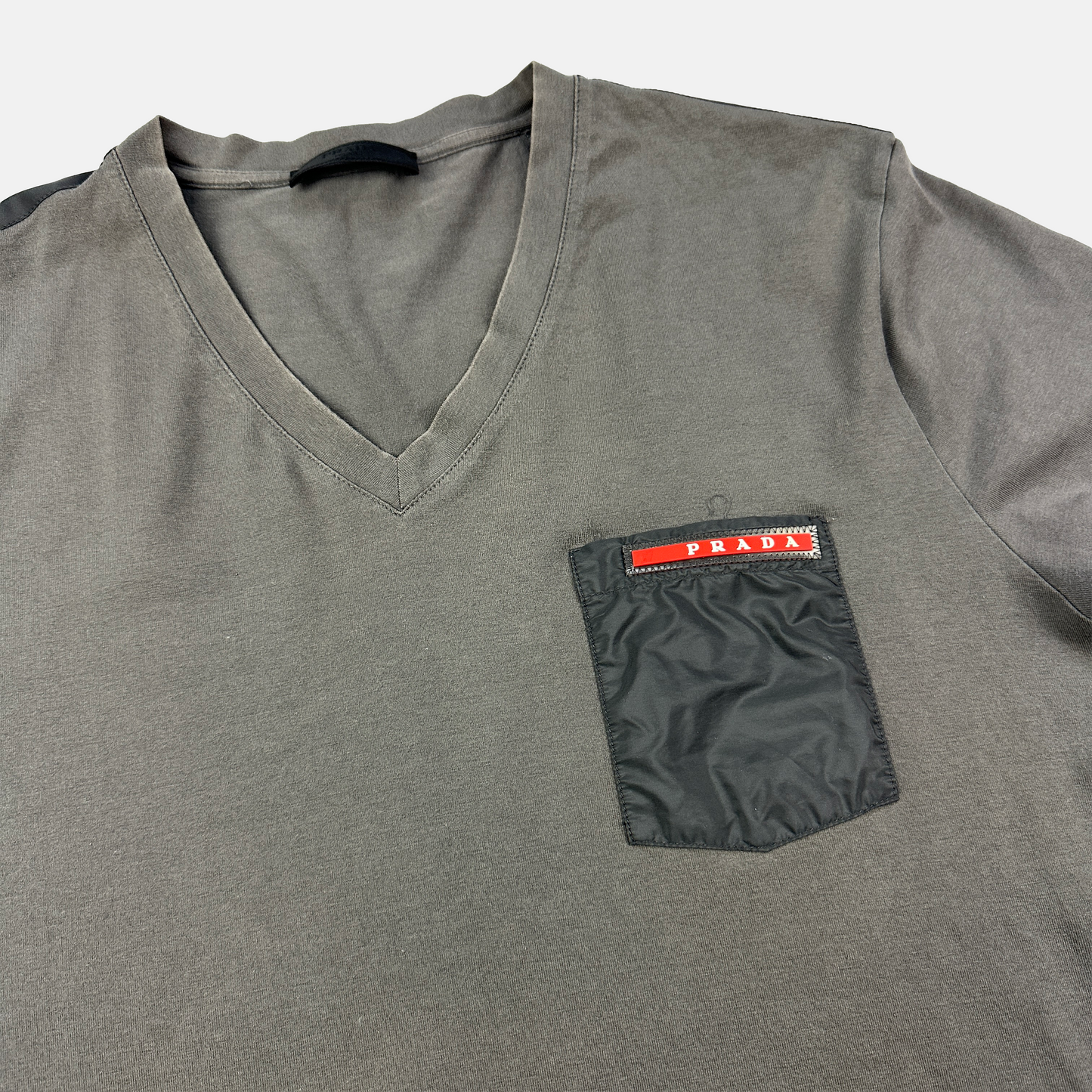 Prada Pocket T-shirt (Str. M)