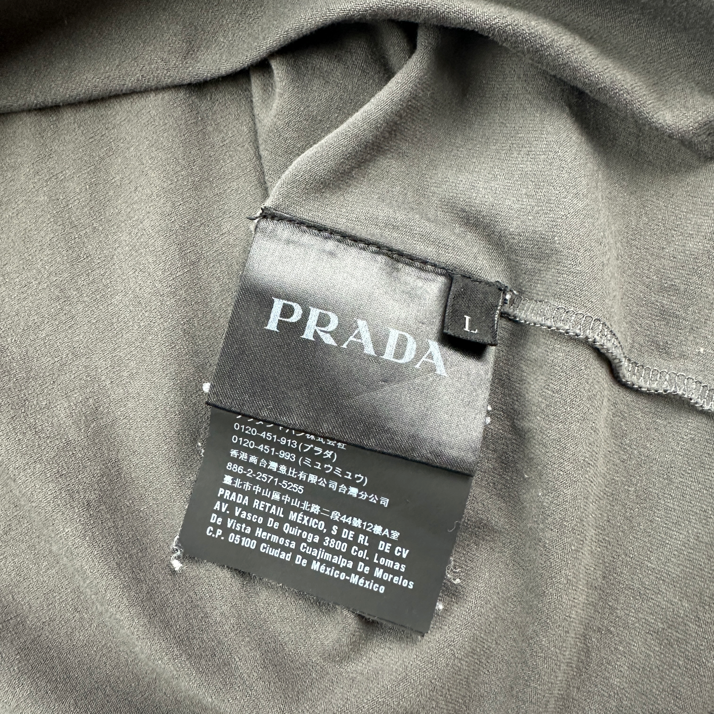 Prada Pocket T-shirt (Str. M)