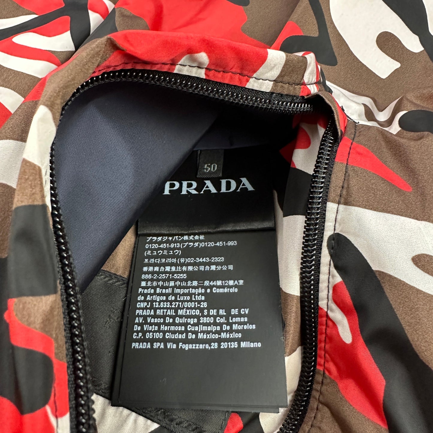 Prada Nylon Camo Windbreaker (Str. M)