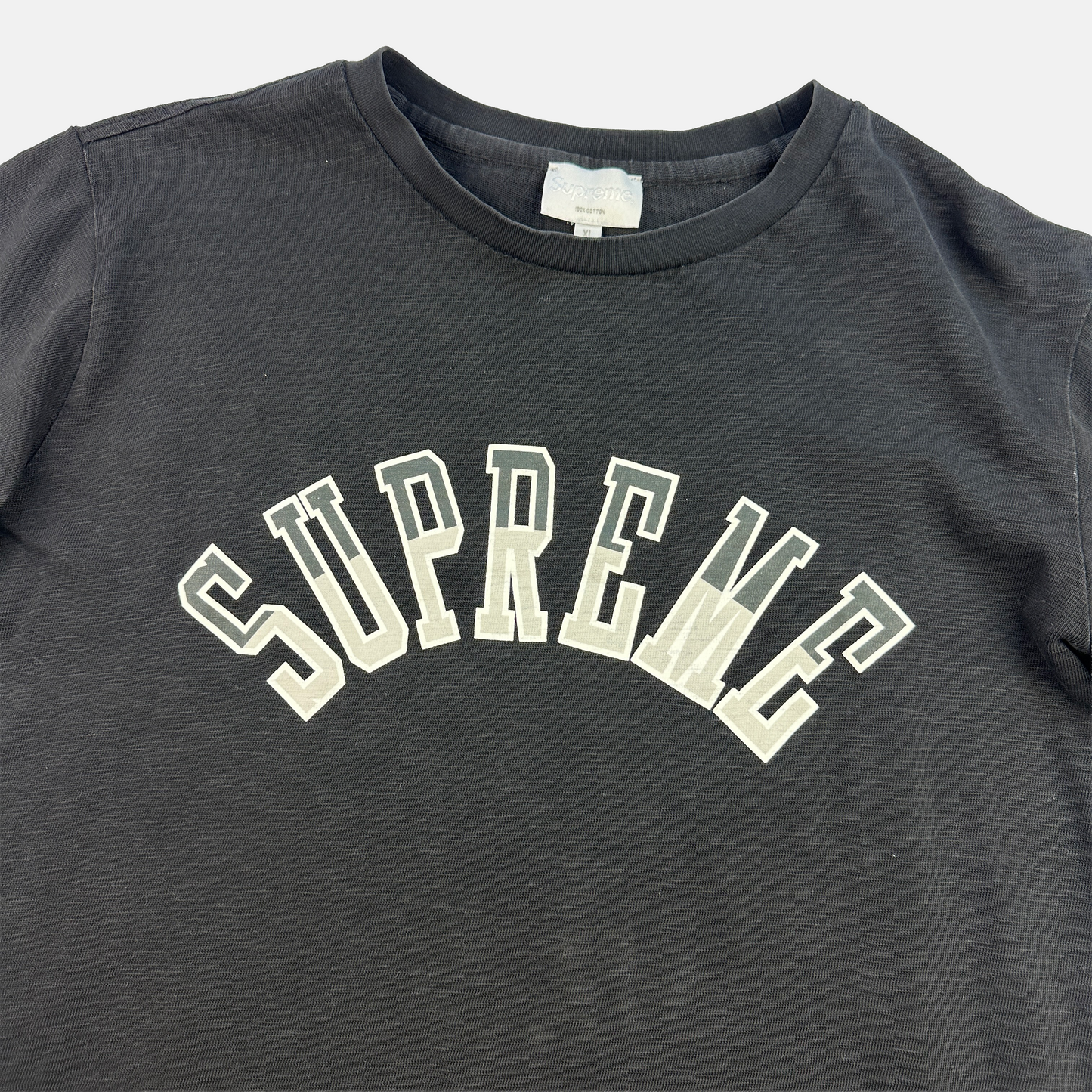 Supreme Curve Arc Logo T-shirt (Str. L)