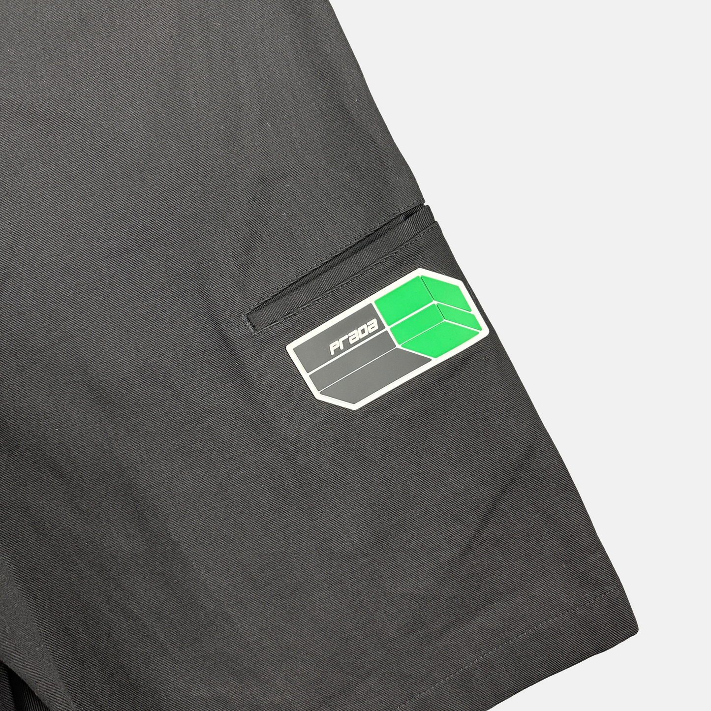 Prada Rubber Logo Shorts (Str. 30W)