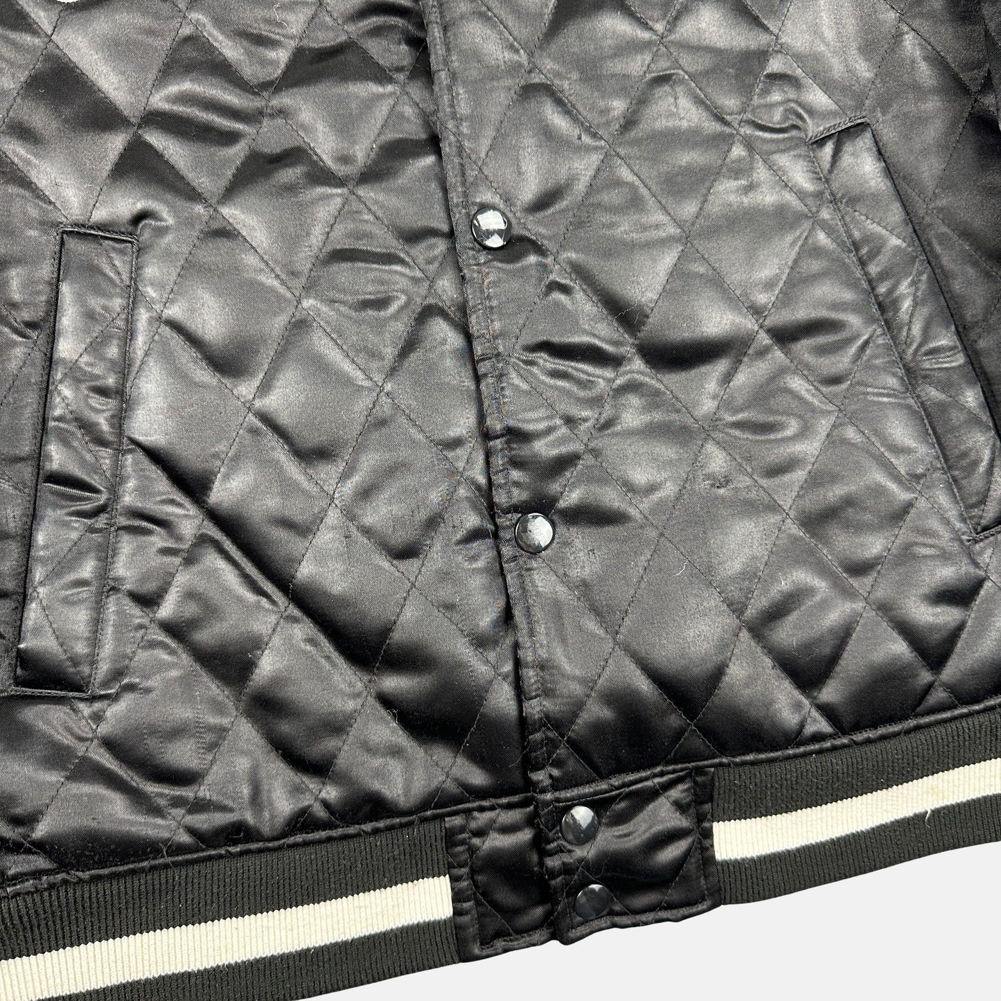 Supreme Quilted Satin Varsity Jakke (Str. M)