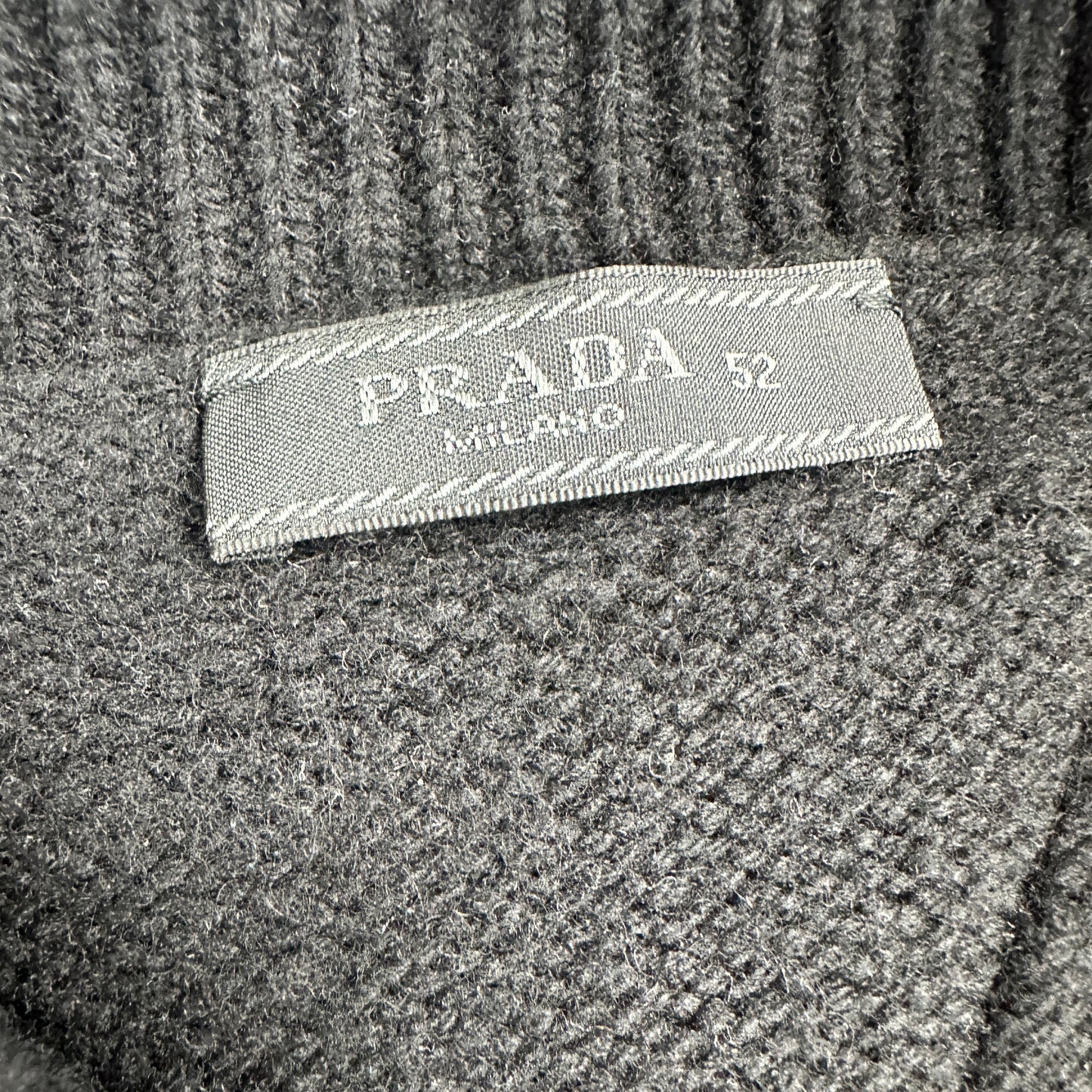 Prada Cashmere Cardigan (Str. XL)