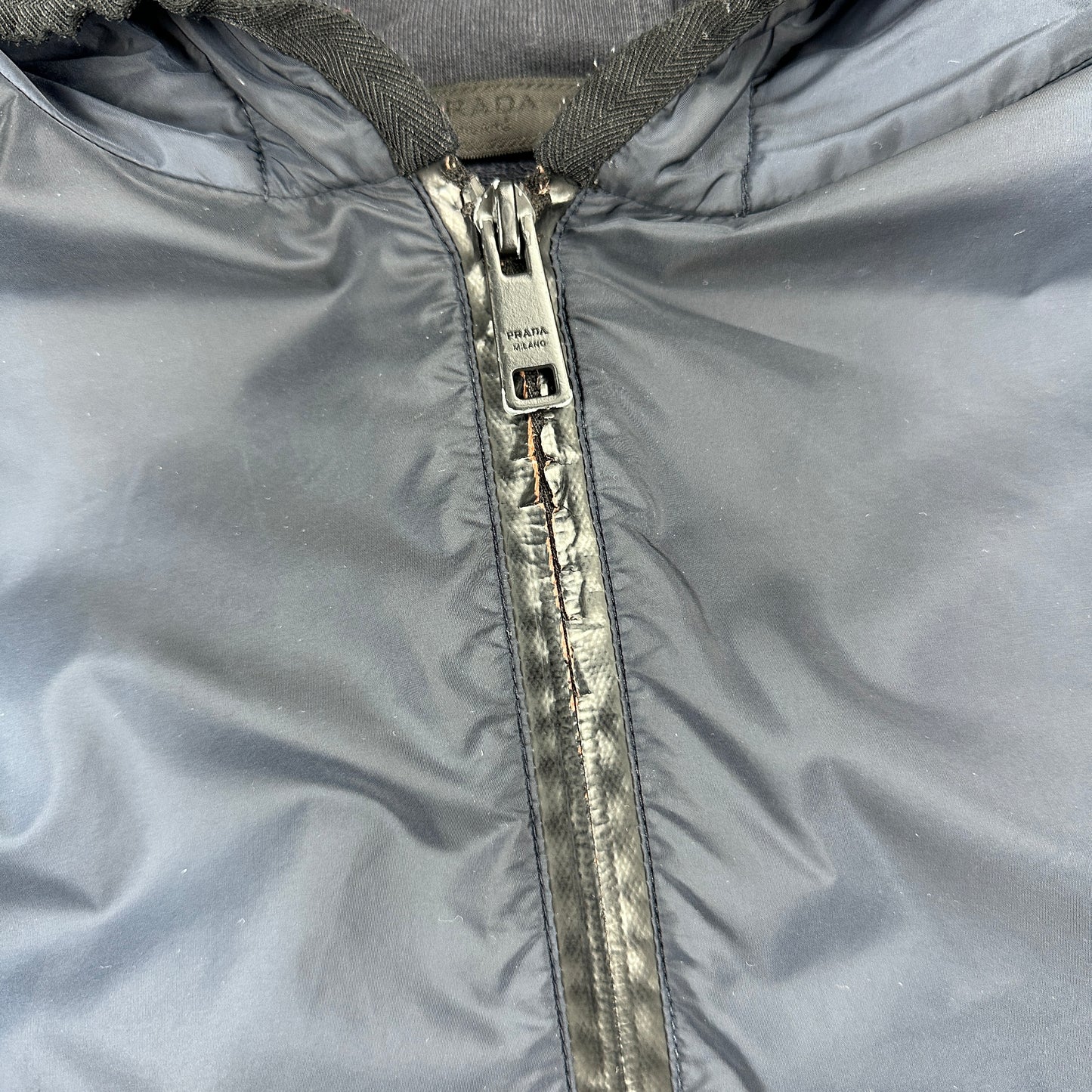Prada Nylon Jakke (Str. M)